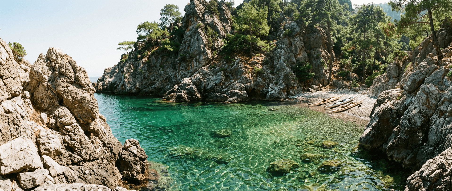 Manastır Koyu - Avşa tarihi koy ve manastır kalıntıları